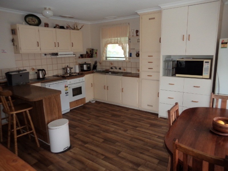 10 Eyre Court, Swan Hill VIC 3585