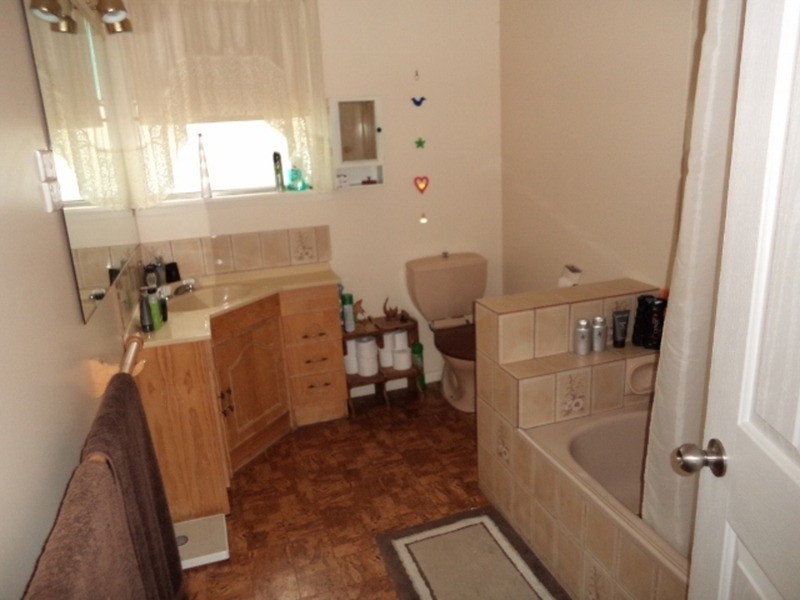 10 Eyre Court, Swan Hill VIC 3585