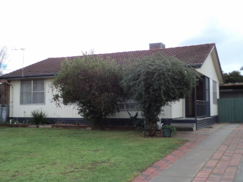 10 Eyre Court, Swan Hill VIC 3585