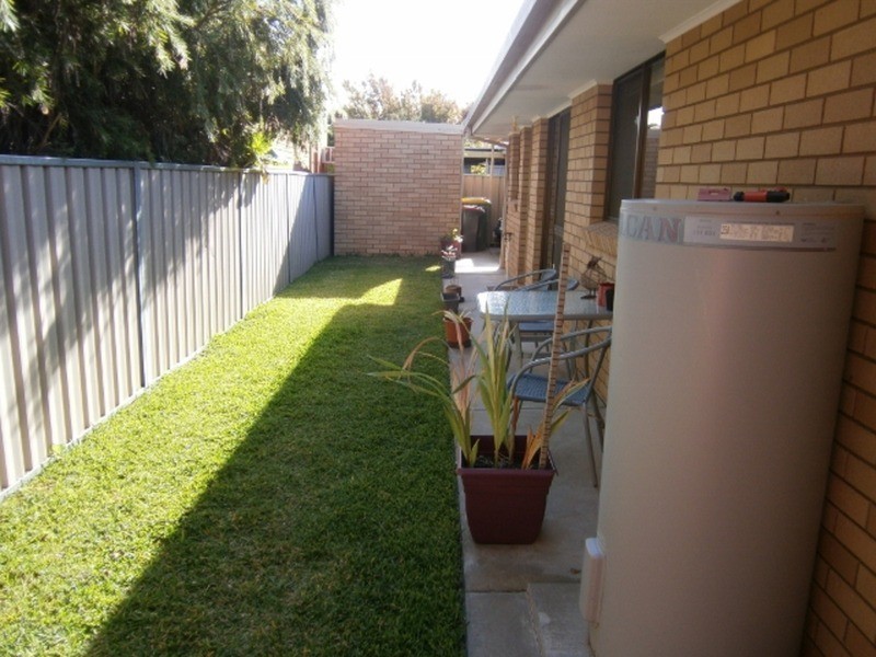 2/12 Poole Boulevard, Swan Hill VIC 3585