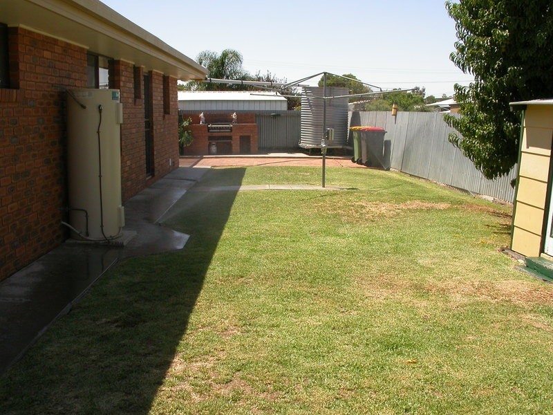 4 Hazel Court, Swan Hill VIC 3585