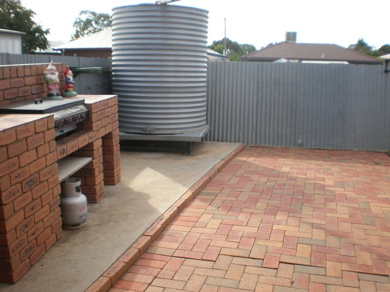 4 Hazel Court, Swan Hill VIC 3585