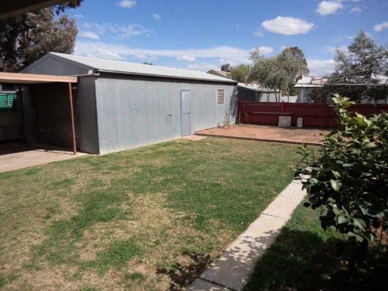 100 Thurla Street, Swan Hill VIC 3585
