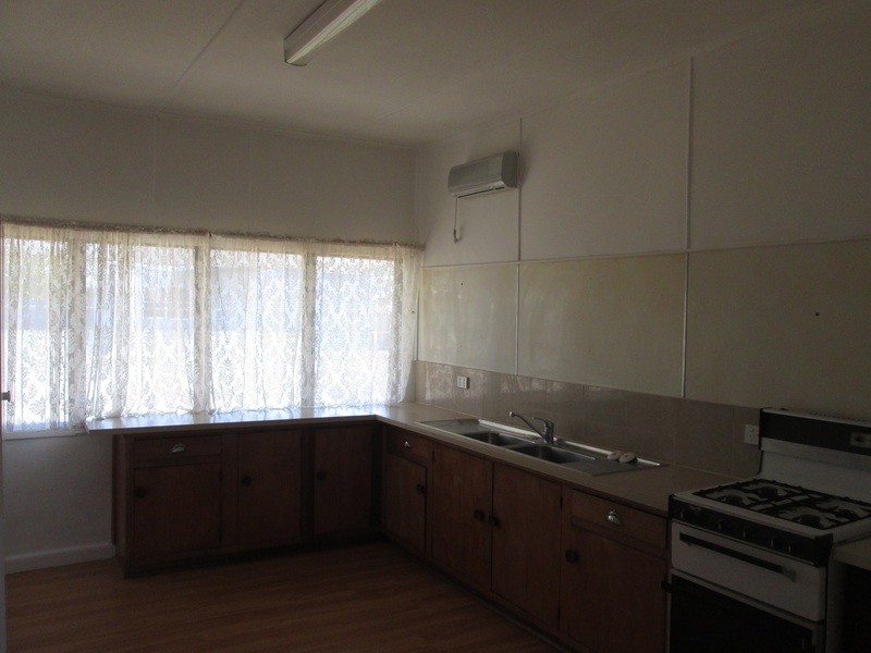 13 Station Street, Lake Boga VIC 3584