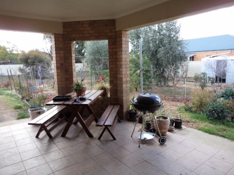 19 Yana Street, Swan Hill VIC 3585