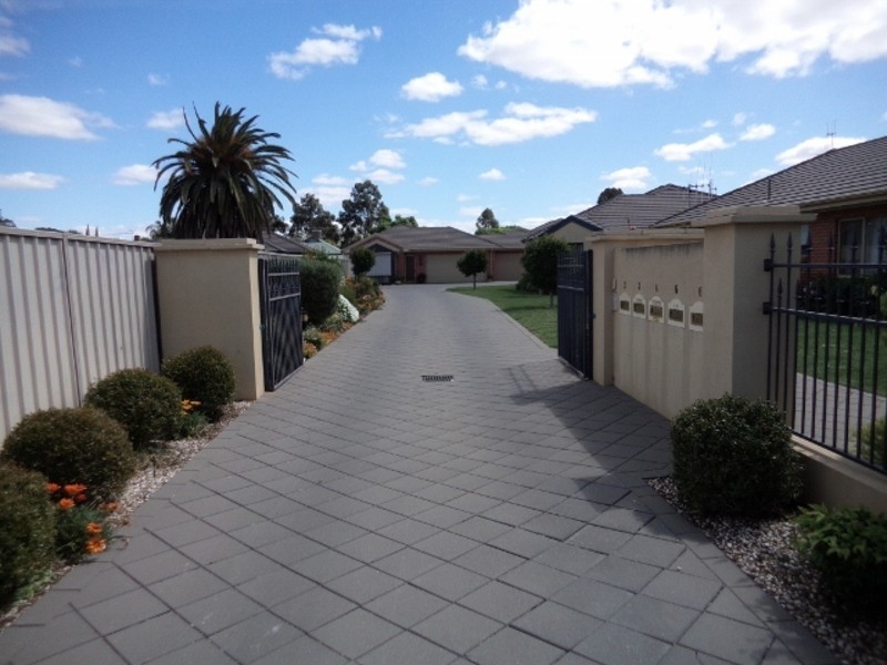 2/38 Splatt Street, Swan Hill VIC 3585