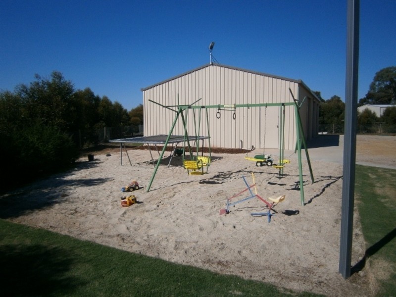 6 Notting Road, Swan Hill VIC 3585