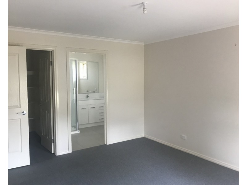 29 Dumosa Drive, Swan Hill VIC 3585