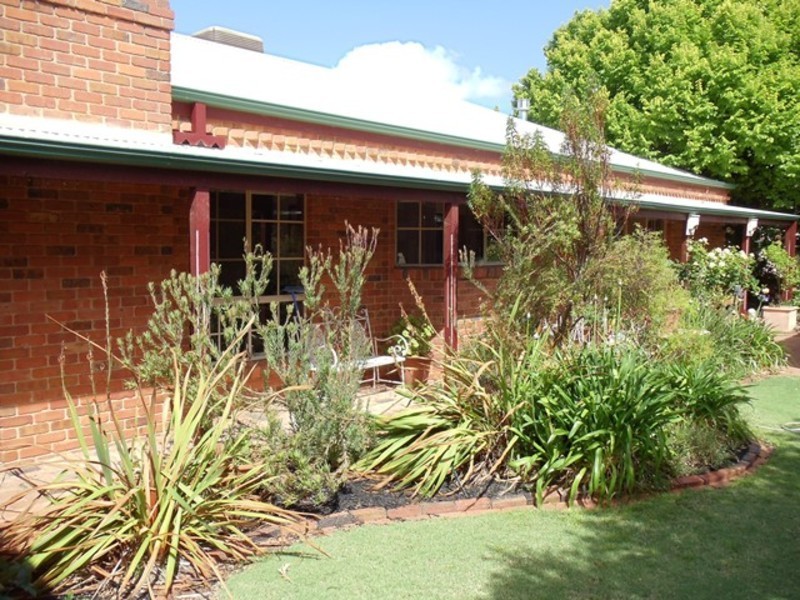 26 Poole Boulevard, Swan Hill VIC 3585