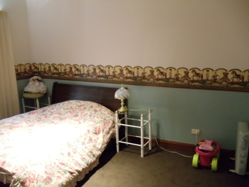 26 Poole Boulevard, Swan Hill VIC 3585