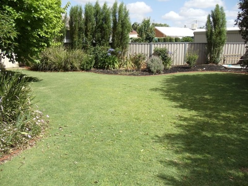 26 Poole Boulevard, Swan Hill VIC 3585