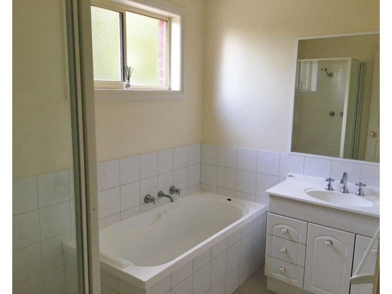 1/7 Cedar Court, Swan Hill VIC 3585