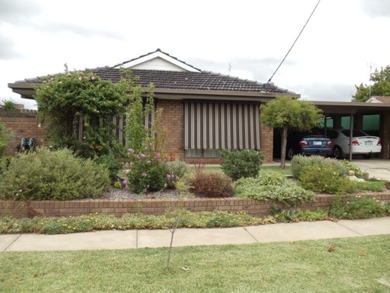 4 Byrnes Street, Swan Hill VIC 3585