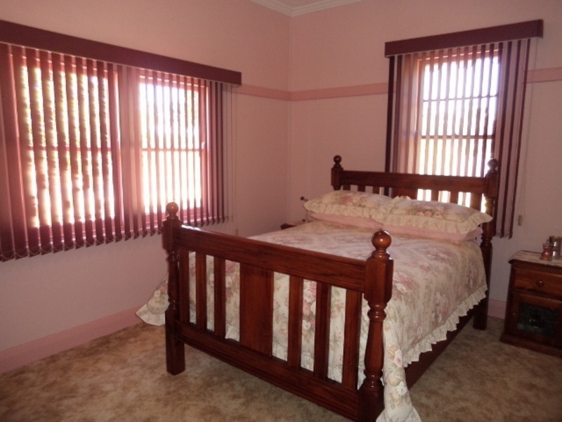 14 Cameron Street, Ultima VIC 3544