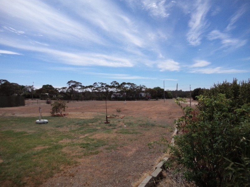 2893 Murray Valley Highway, Nyah VIC 3594