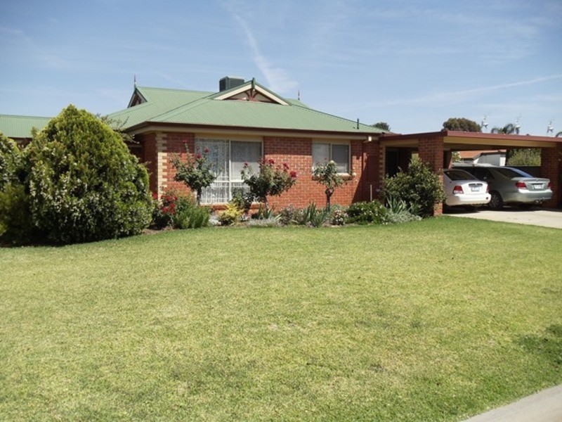 59 Poole Boulevard, Swan Hill VIC 3585
