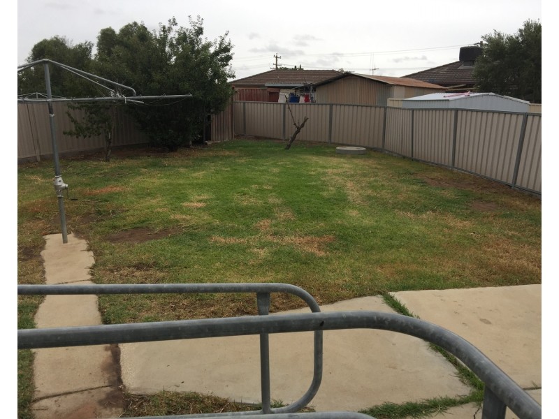 2 Chaplin Street, Swan Hill VIC 3585