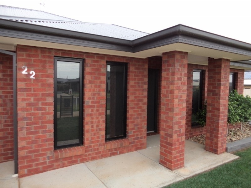 22 Boobialla Drive, Swan Hill VIC 3585