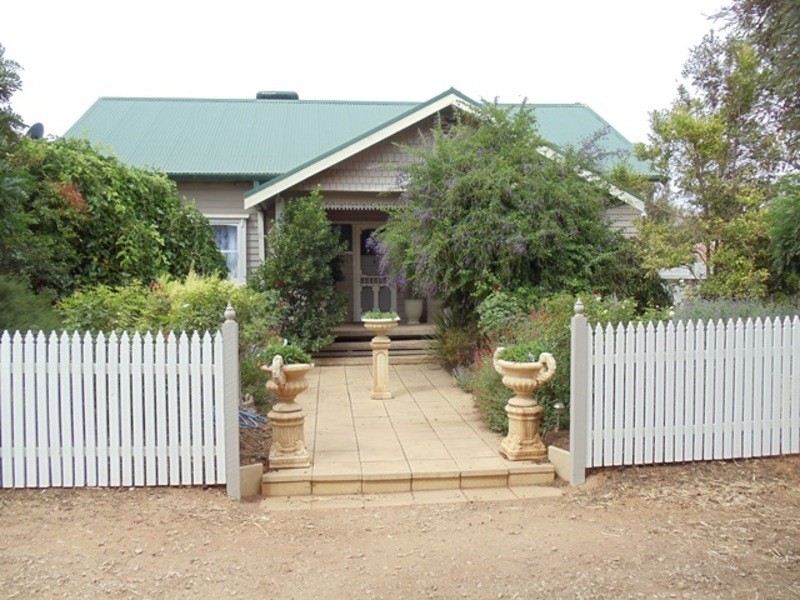 14 Old Tresco Road, Lake Boga VIC 3584