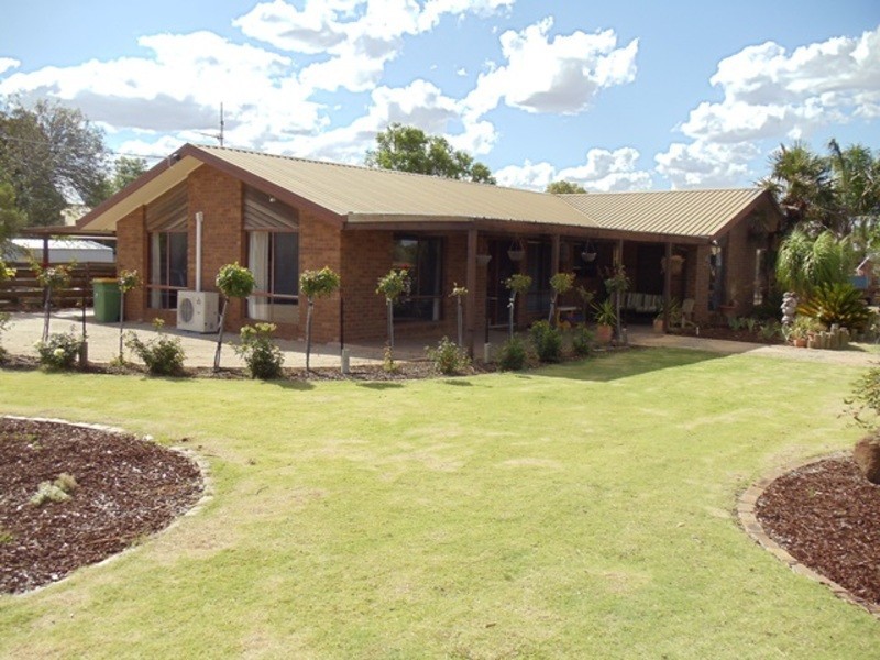 32-34 Elizabeth Street, Nyah West VIC 3595