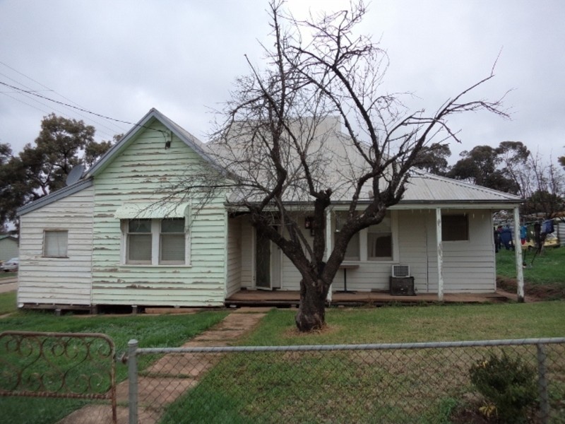 20 School Hill Road, Nyah VIC 3594