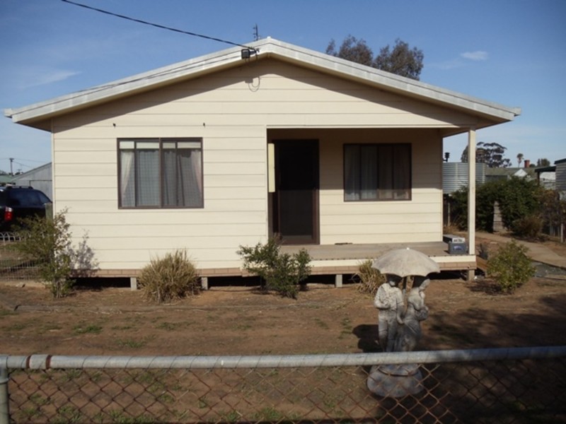 78 Hannon Street, Sea Lake VIC 3533