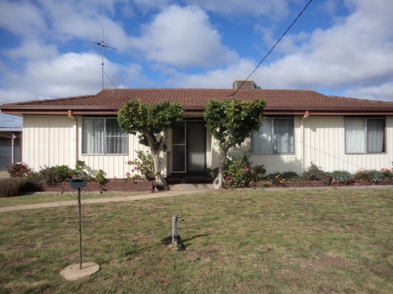 7 Freeman Court, Swan Hill VIC 3585