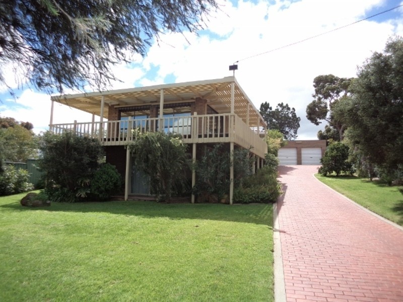 361 Lakeside Drive, Lake Boga VIC 3584