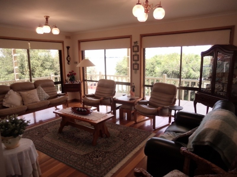 361 Lakeside Drive, Lake Boga VIC 3584