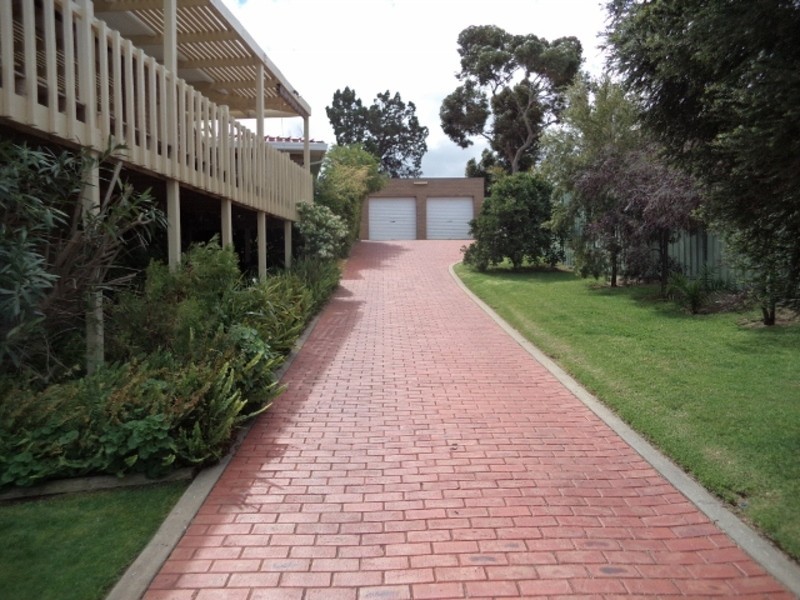 361 Lakeside Drive, Lake Boga VIC 3584