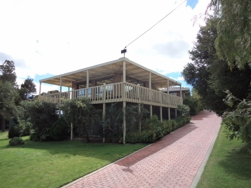 361 Lakeside Drive, Lake Boga VIC 3584