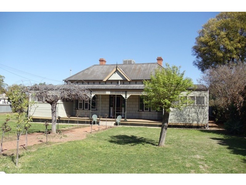 34 Everingham Street, Swan Hill VIC 3585