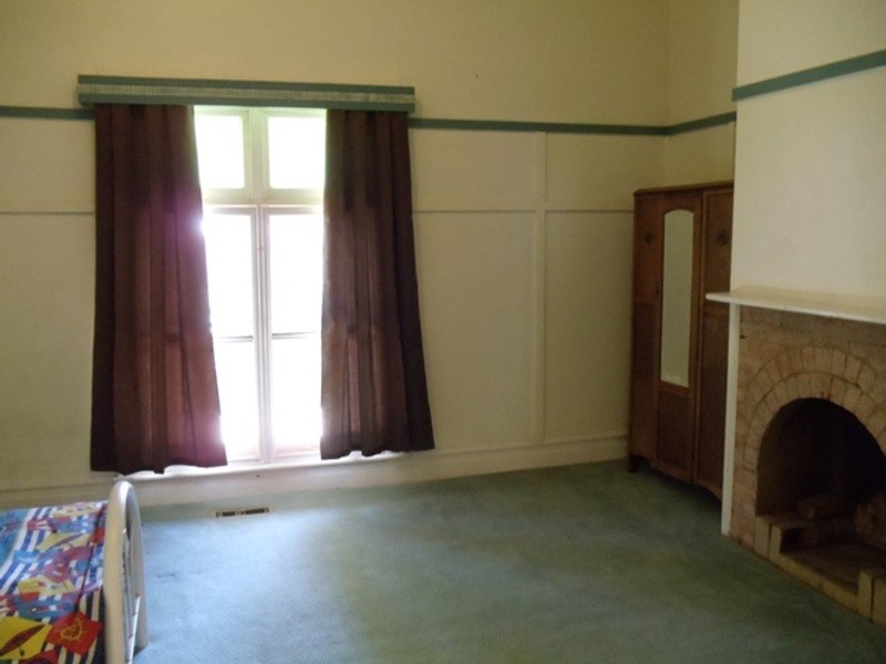 34 Everingham Street, Swan Hill VIC 3585