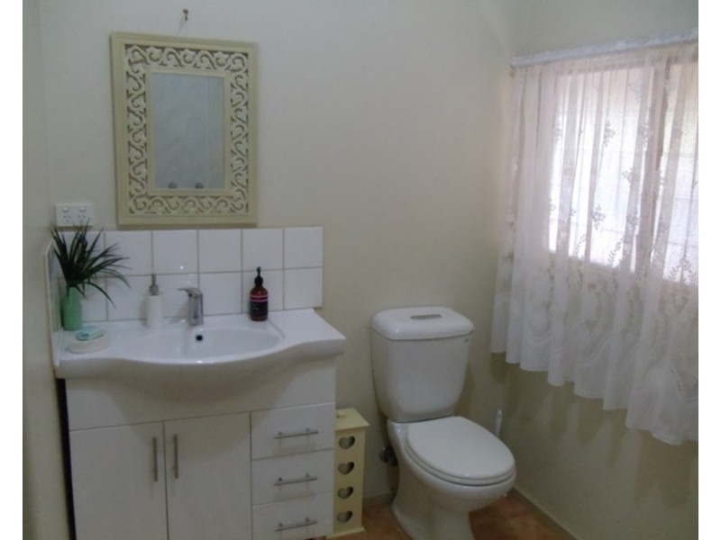 9 Cunningham Lane, Sea Lake VIC 3533