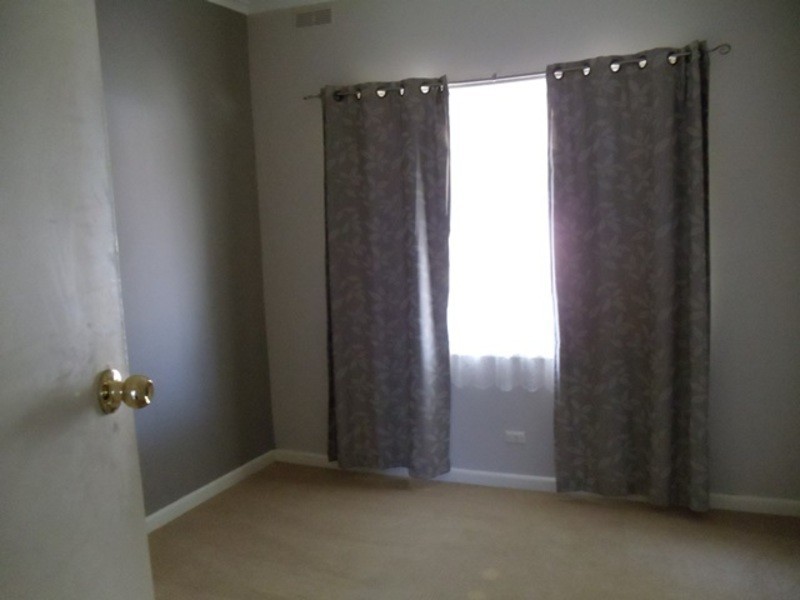 12 Holloway Grove, Swan Hill VIC 3585