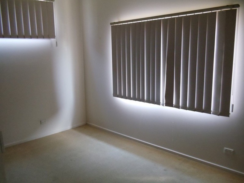 12 Holloway Grove, Swan Hill VIC 3585