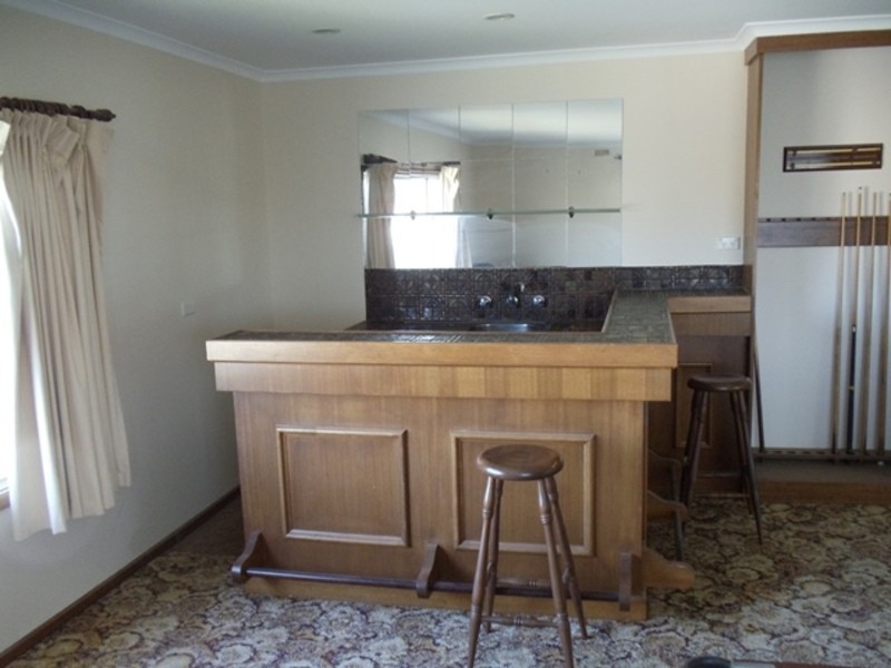 12 Holloway Grove, Swan Hill VIC 3585