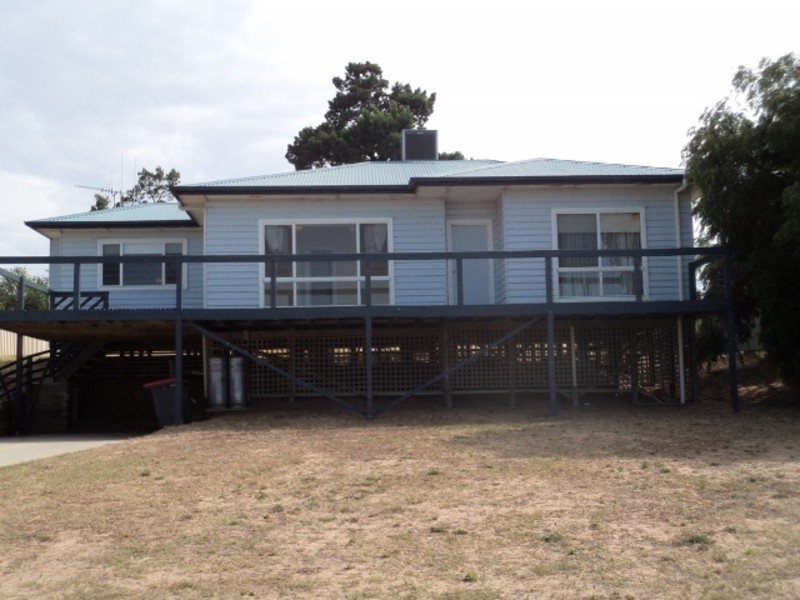 349 Lakeside Drive, Lake Boga VIC 3584