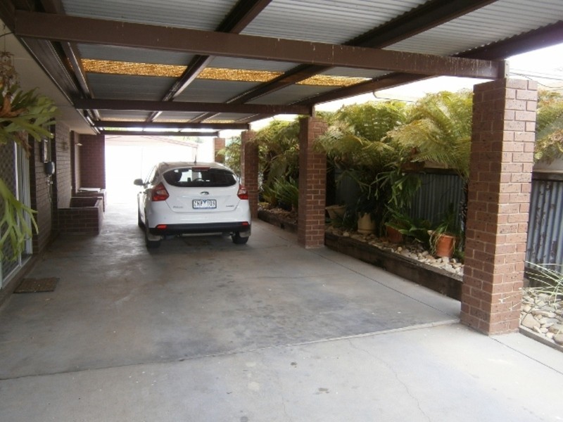 32 Dunstone Street, Swan Hill VIC 3585