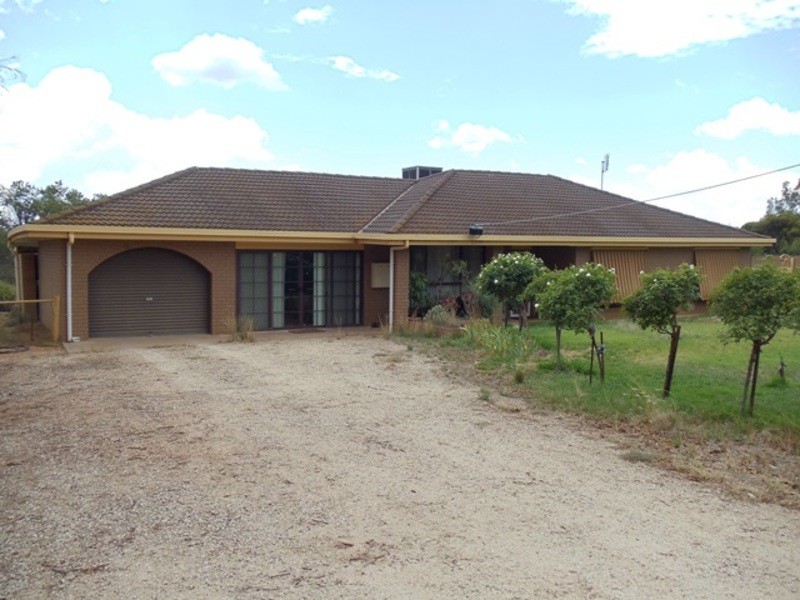 2500 Murray Valley Highway, Vinifera VIC 3591