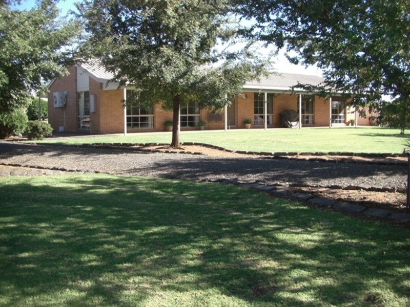 282 Gorton Drive, Kangaroo Lake VIC 3581