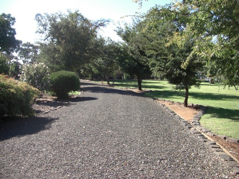 282 Gorton Drive, Kangaroo Lake VIC 3581