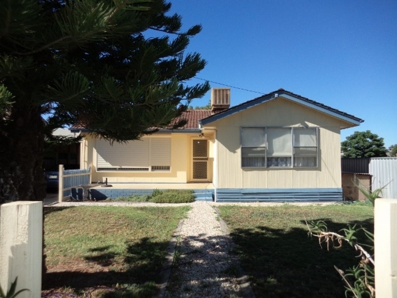 15 Pascoe Street, Swan Hill VIC 3585