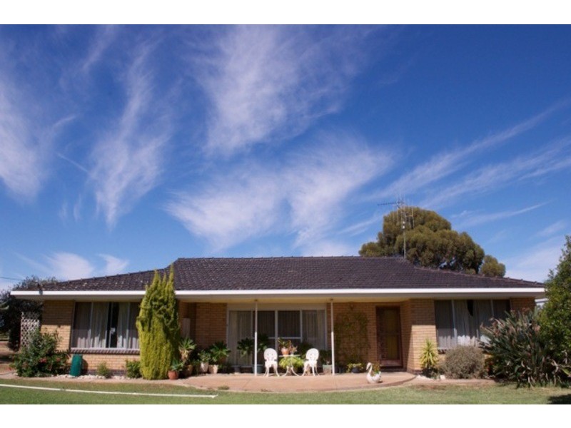 2507 Murray Valley Highway, Vinifera VIC 3591