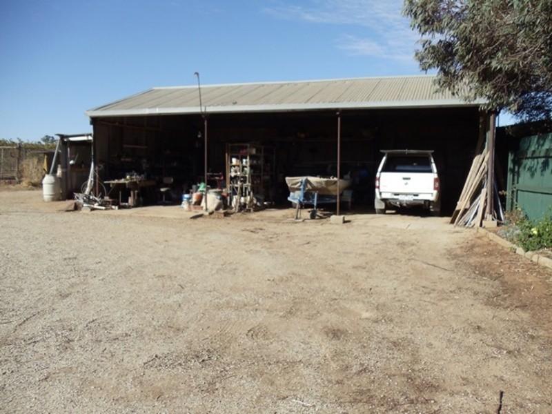 2507 Murray Valley Highway, Vinifera VIC 3591