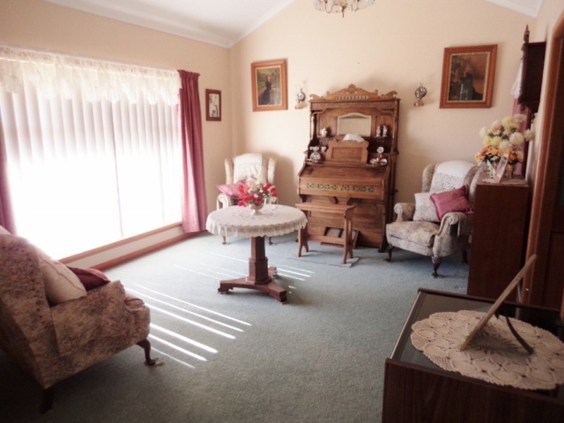 20-22 Cemetery Road, Lake Boga VIC 3584