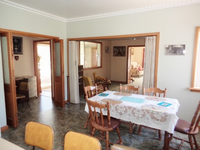 20-22 Cemetery Road, Lake Boga VIC 3584