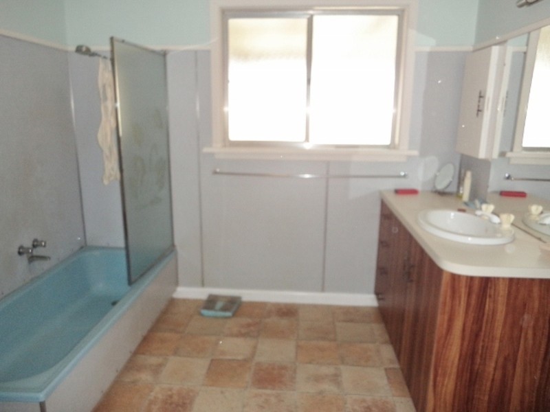 20-22 Cemetery Road, Lake Boga VIC 3584