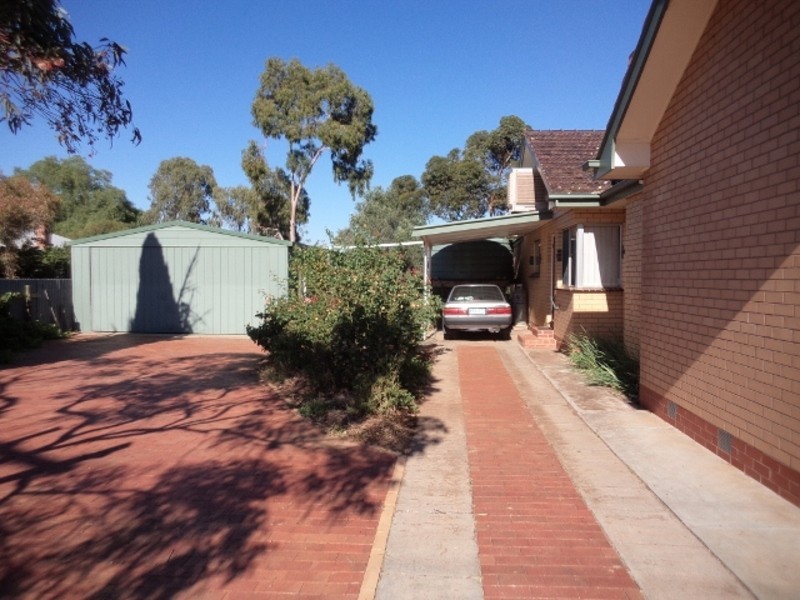 20-22 Cemetery Road, Lake Boga VIC 3584