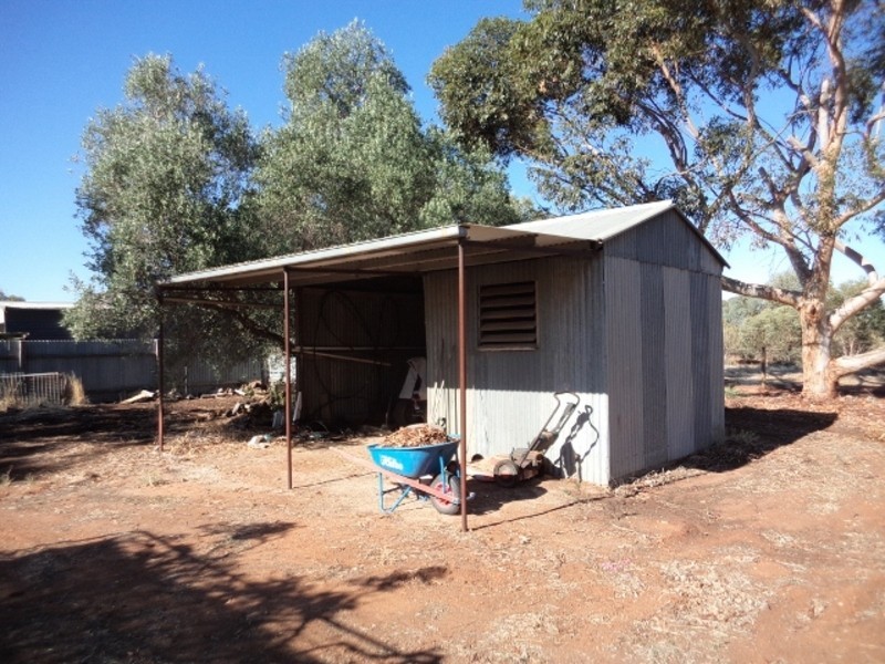 20-22 Cemetery Road, Lake Boga VIC 3584